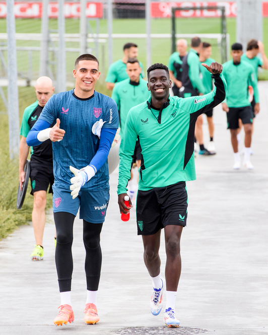 Padilla eta Adama Boiro Lezaman egindako entrenamenduaren hasieran.