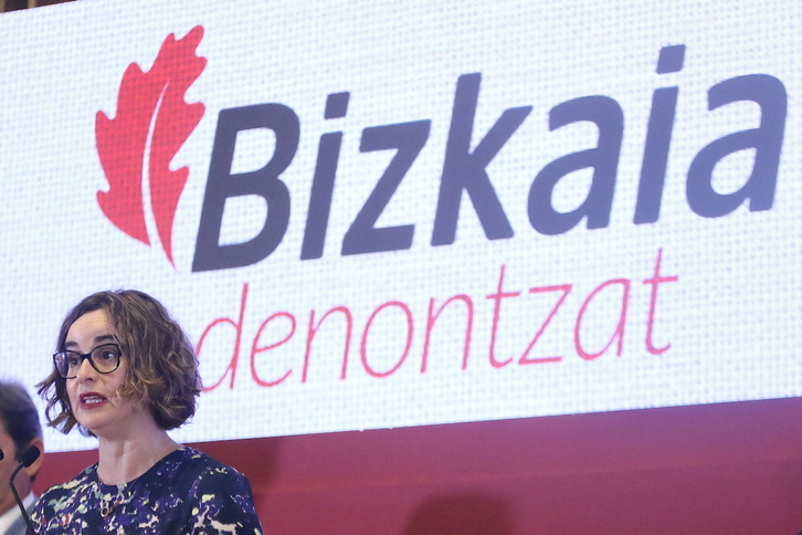 La diputada general de Bizkaia, Elixabete Etxanobe, en un acto oficial.