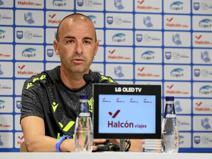 José Luis Sánchez Vera compareció ante los medios en Zubieta.