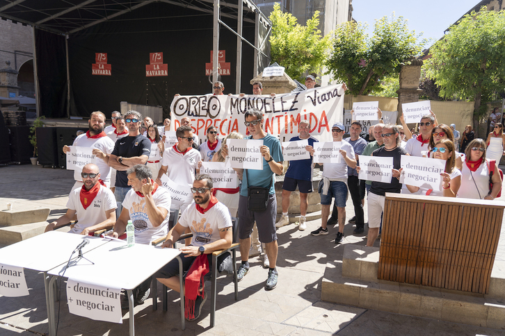 Comparecencia del comité de empresa de Mondelez en Viana.