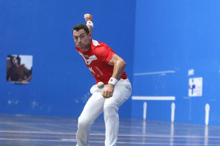 Hasieran eta bukaeran aurkariak baino gehiago asmatuta puntua eskuratu du Jakak.