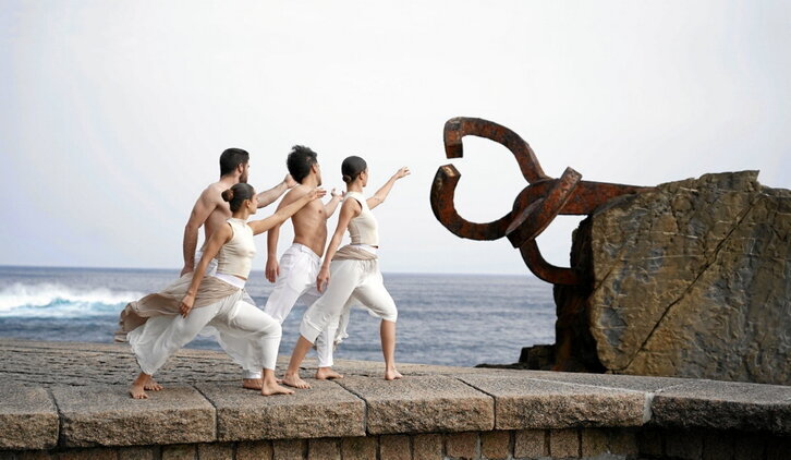 Kresala Dantza Taldea estrena su nueva obra, «Hiru».