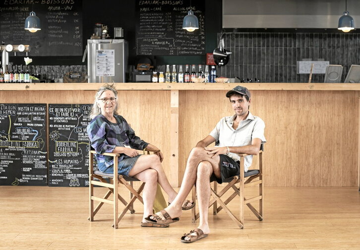 Borderline Fabrikak gobernantza horizontala eta etengabeko bilakaera ditu oinarri.