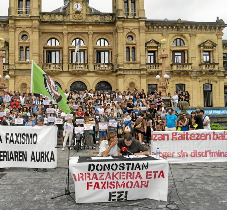 Herritar eta eragileak, arrazakeriaren aurka.