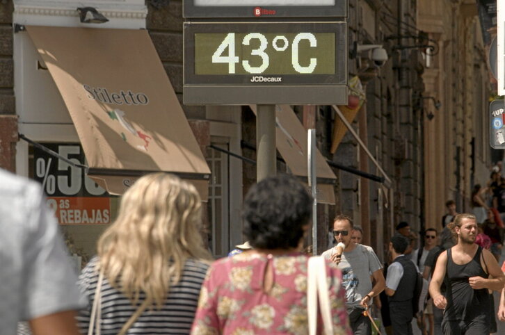 Asteburuan tenperaturek gora eginen dute Euskal Herri osoan.