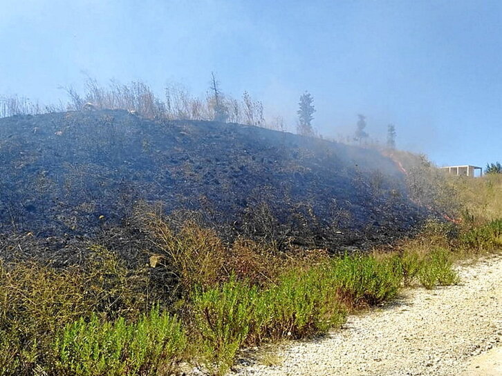 Secuelas del incendio que se desató el jueves en Ezkaba.