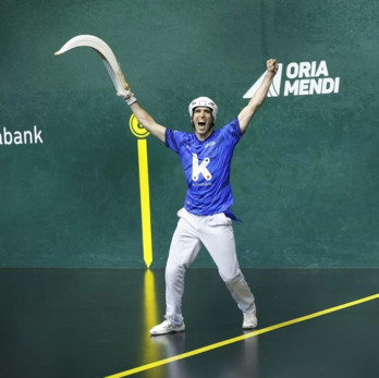 Javi Urriza ha dado un golpe sobre la mesa en Galarreta.