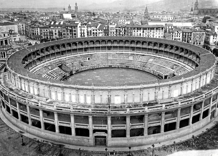 La plaza de toros volvió a ser espacio de encierro de detenidos durante la huelga general de 1951.