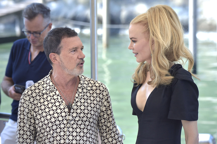 Nicole Kidman, con Antonio Banderas, dos de los tres vértices de ‘El triángulo de la tristeza’..