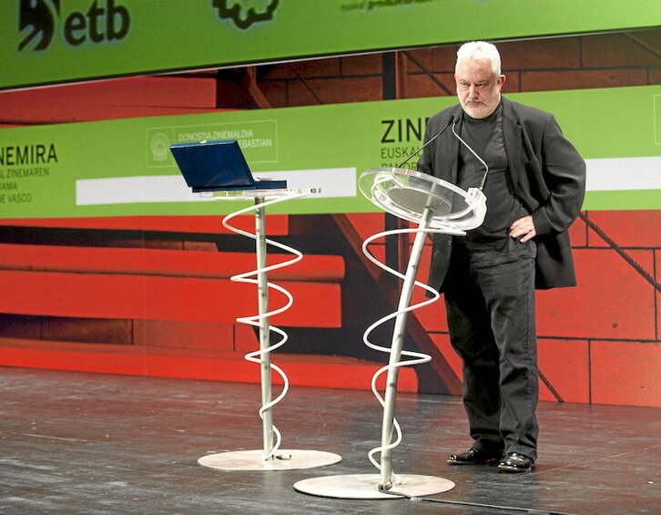 Imanol Uribe zine zuzendariak jaso zuen lehen Zinemira saria 2009an.