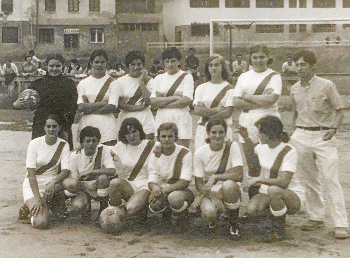 Gorantza sortu zuten garaiko argazkia. (GORANTZA FUTBOL TALDEA)