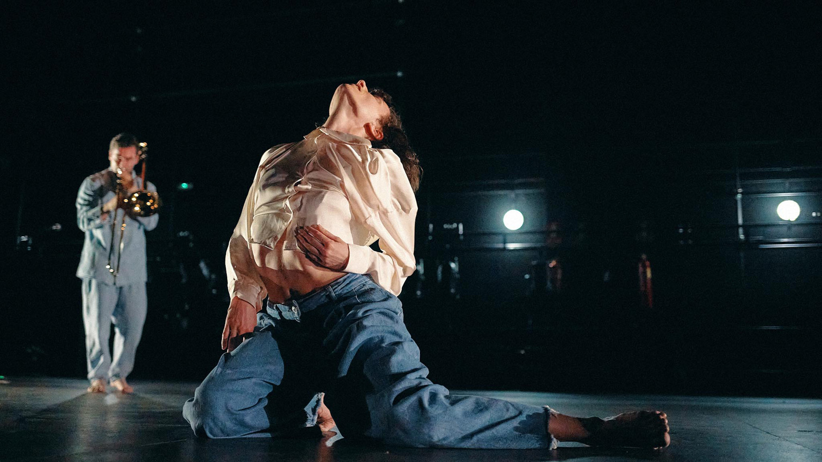 Melania Olcina, aurtengo Estatu espainiarreko saria dantzaren atalean, jaialdiaren aurkezpenean.  