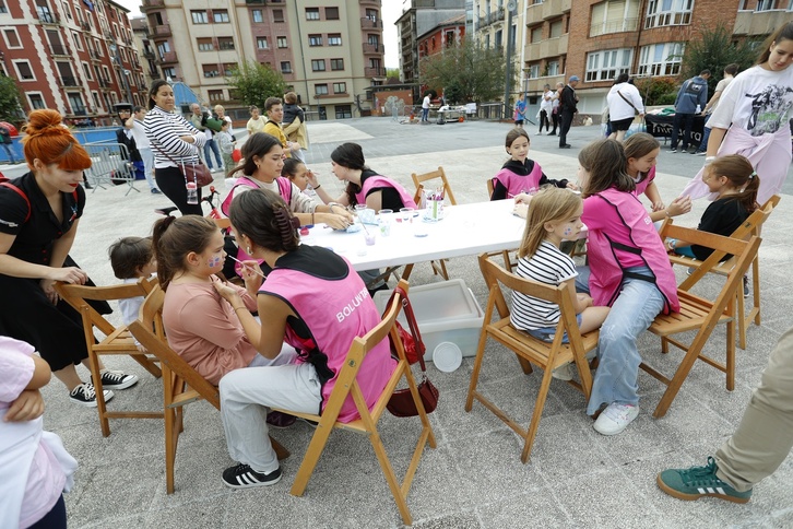 Hainbat ekimen antolatu ditu Juneren Hegoak ekarteak Xabi Salillasen erronkari laguntzeko.