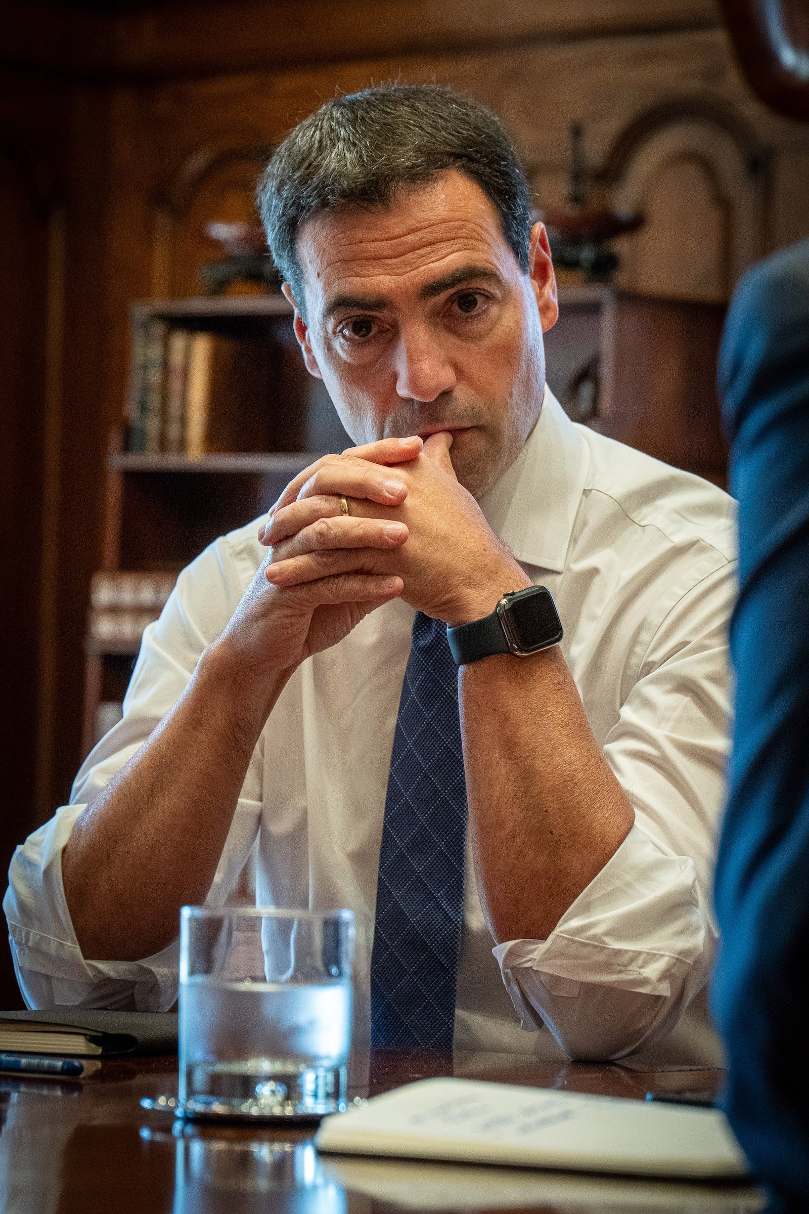 Imanol Pradales, en un momento de la entrevista. (Aitor KARASATORRE | FOKU)