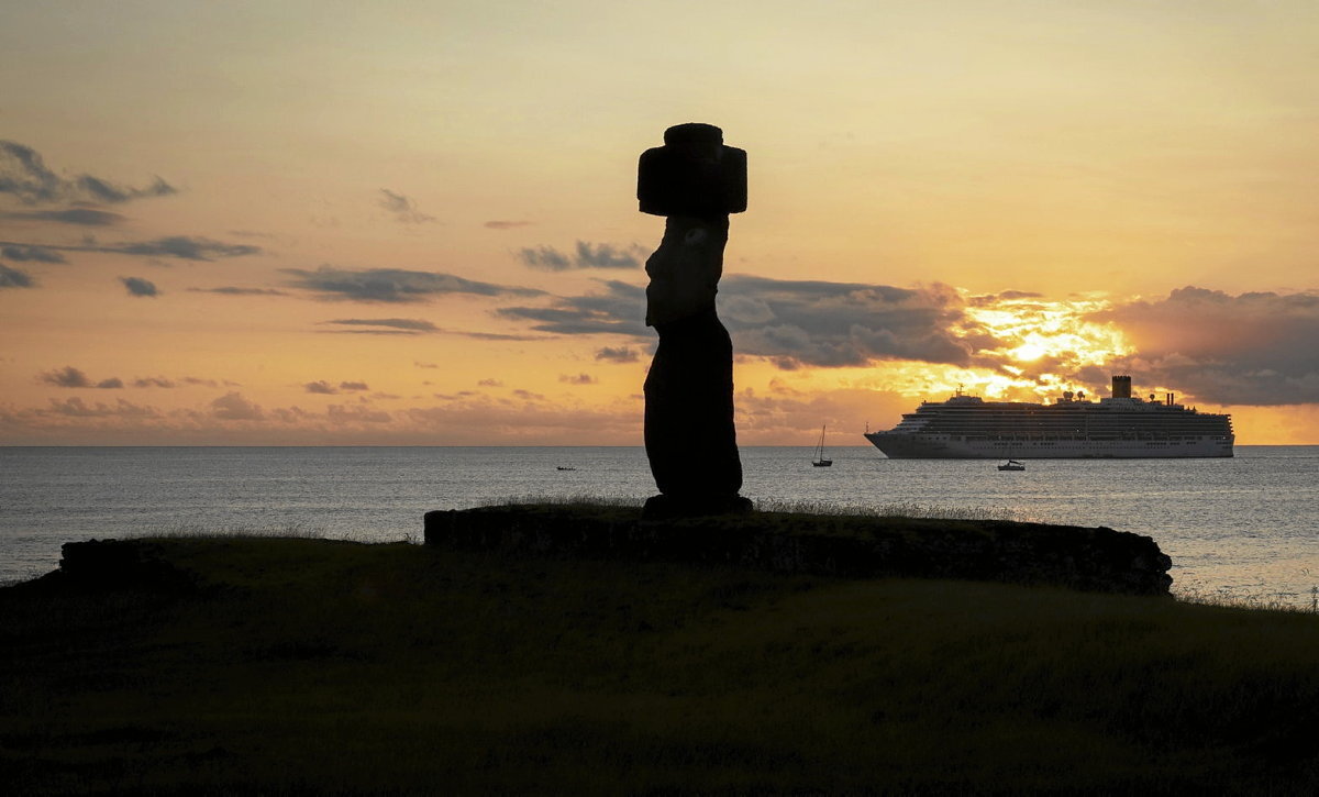 Rapa Nui edo Pazko Uhartearen historia harriari eta haizeari lotua dago. Bertako biztanleak nabigatzaile abilak izan dira beti. (Froese PHOTOGRAPHY.DE / GETTY IMAGES)