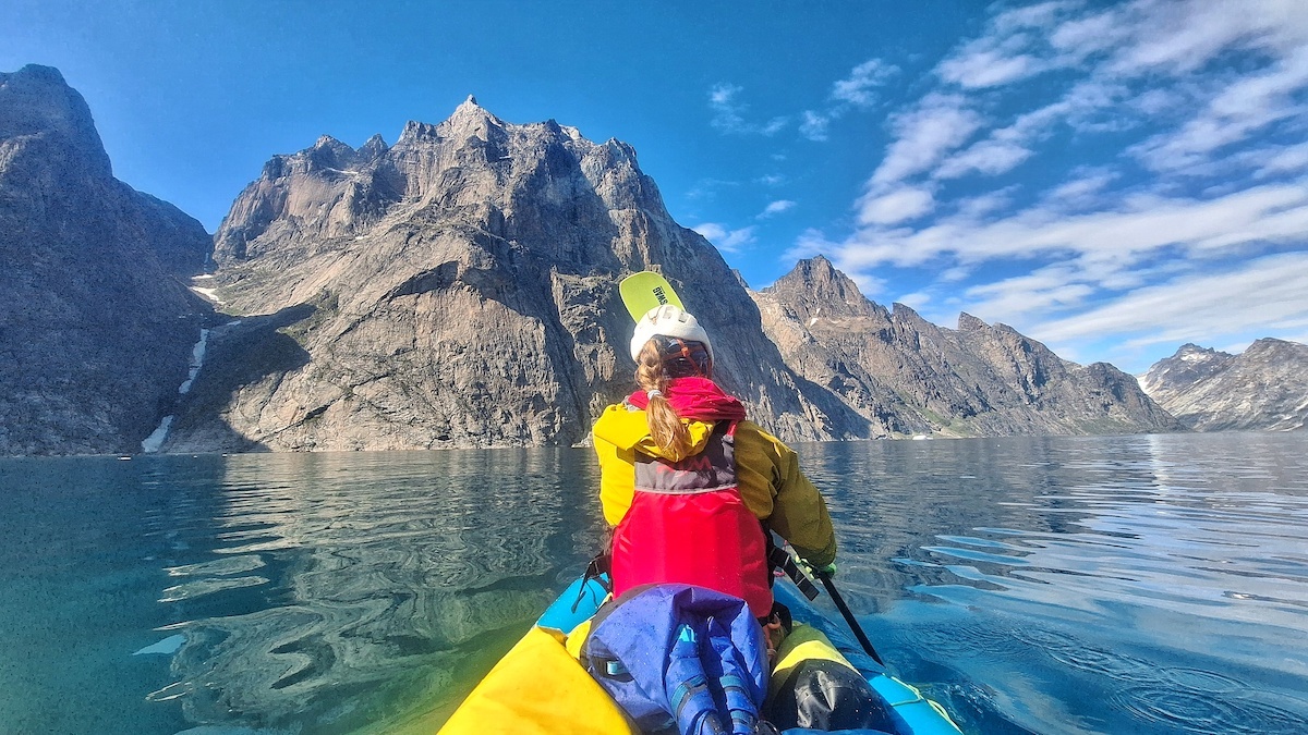 Thumbnailera hurbiltzeko espediziokideek packraft-a erabili zuten. (Miska IZAKOVICOVA)