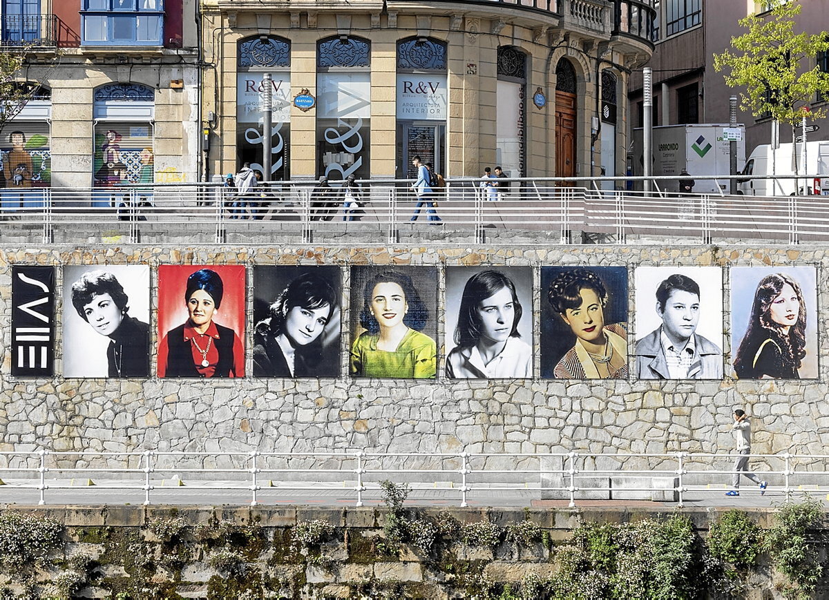 «ELLAS», las guardianas de la ría, instalación fotográfica y sonora en el Muelle Martzana.