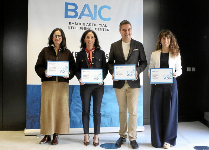 Nerea Aranguren, Jaione Ganzarain, Mikel Jauregi y Laura Marrón, ayer.