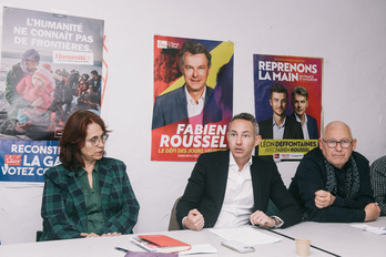 Jean-Patrice Bassano à droite de Ian Brossat, député communiste de Paris, lors d’une conférence de presse à Bayonne avant les élections européennes. 