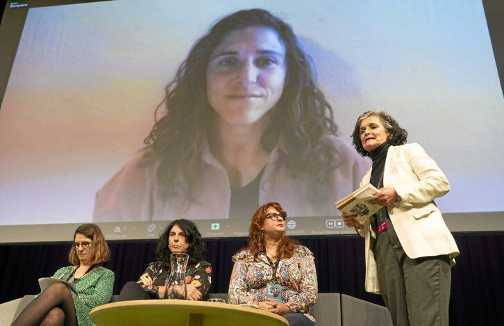 Las participantes en la mesa redonda que abordó la violencia en el deporte dentro del Congreso Internacional de Fútbol Femenino.
