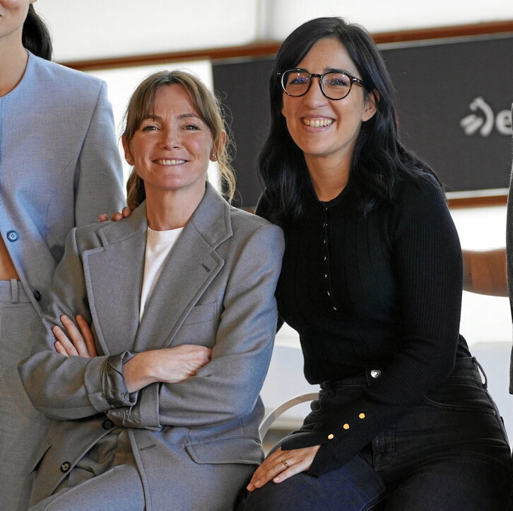 Nagore Aranburu y Alauda Ruiz de Azua, en la presentación de «Querer» en Zinemaldia.