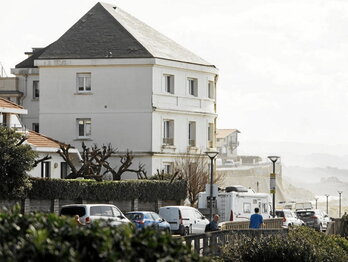 Biarritz compte de nombreux logements saisonniers et secondaires. G. FAUVEAU