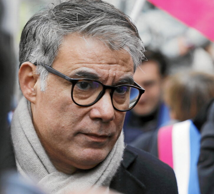 El líder del PS, Olivier Faure, fue recibido ayer por Macron en El Elíseo.