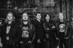 Asgarth taldea gaur egun osazten duten bost musikariak.