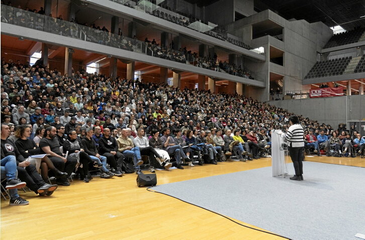 1.500 delegatu batu ziren Miribillako Bizkaia pilotalekuan, Bilbon.