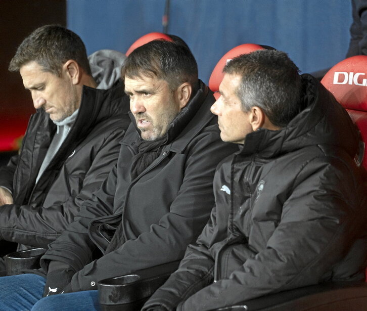 Eduardo «Chacho» Coudet, en su debut liguero con el Alavés en El Sadar.