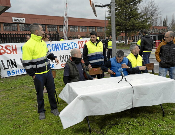 Trabajadores de BSH, en lucha por la actualización del convenio en 2023.