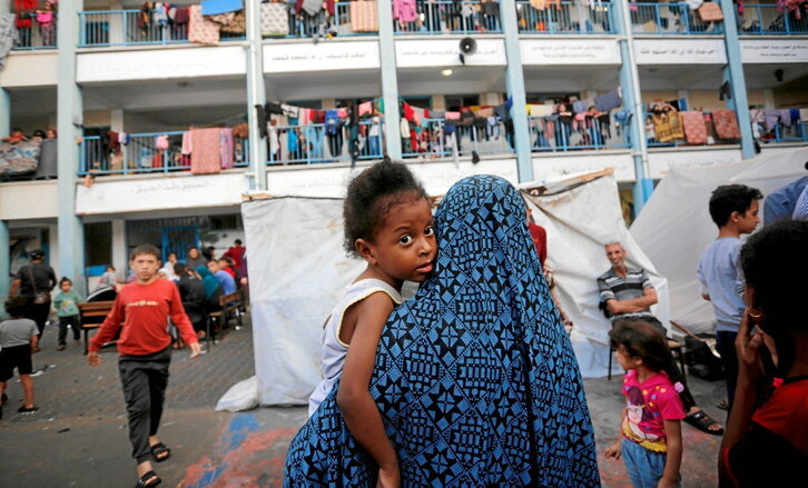 UNRWA erakundearen irudi bat. Kanpainan leku berezia du palestinarrenganako babesak.