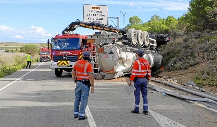 Un transportista perdió la vida en un accidente entre dos camiones registrado a la altura de Lodosa el pasado mes de septiembre.