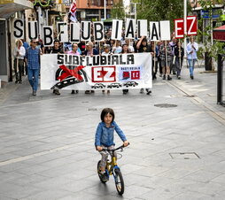 Ekainean Getxon egindako manifestazioa.