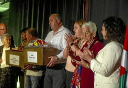 Zornotzan identifikatutako bi lehenbiziko gorpuzkiak senideen esku uzteko maiatzean egindako ekitaldia.