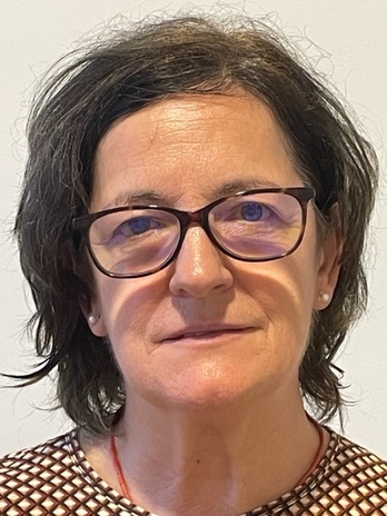 Lourdes Auzmendi UZEIko lehendakari berria da.