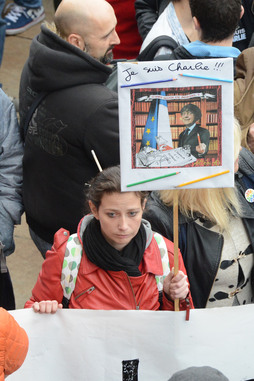 Baionan egin zen manifestazio handiaren irudia.