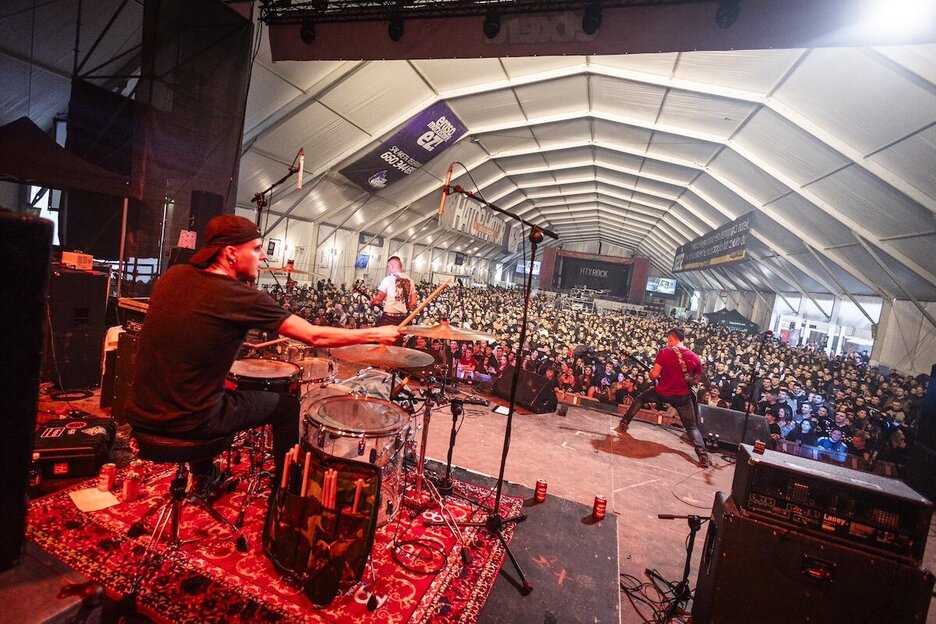 Rock doinuak nagusi. Rock doinuak nagusi.