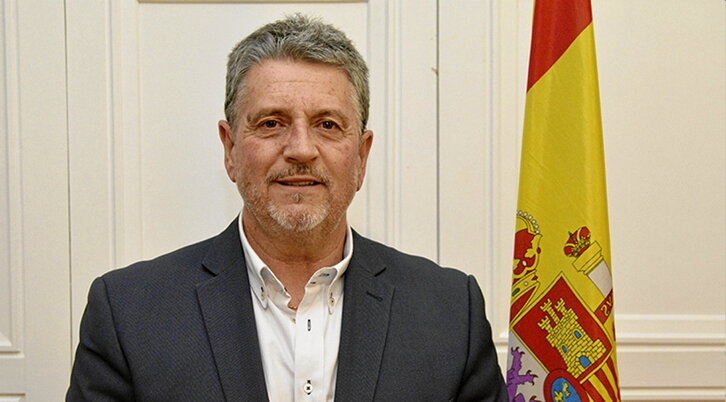 El aún presidente de la Española aunque expedientado, Julián García Angulo, ha insultado ahora al presidente de la Internacional.