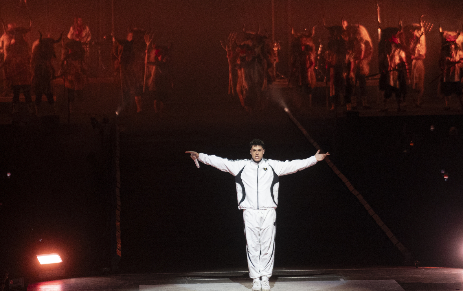 Pello Reparaz, ikuskizun bete-betean. (Jagoba MANTEROLA / FOKU)