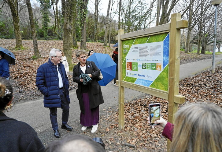 Jose Ignacio Asensio diputatuak eta Ana Azkoitia alkateak parte hartu zuten inaugurazioan.