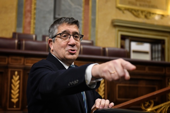 Patxi López, que ha presentado el proyecto, en un pleno anterior en el Congreso.