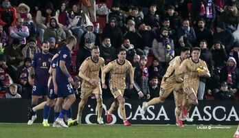 Corpas celebra el gol que restablecía el empate en el marcador.