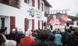 Omenaldia lehendakari izandako Mixel Berhokoirigoini, hil eta urtebetera.
