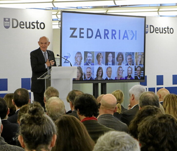 El exconsejero Pedro Luis Uriarte, en la presentación del informe de Zedarriak.