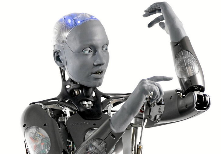 El robot Ameca, con rasgos y gestos totalmente humanos, es de utilidad tanto en entornos terapéuticos como en educativos.