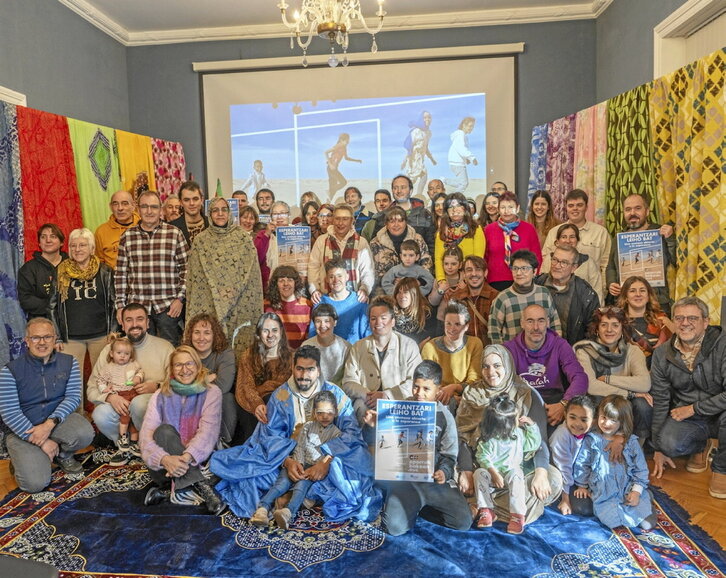 Comparecencia en Donostia de los representantes de Oporrak Bakean.