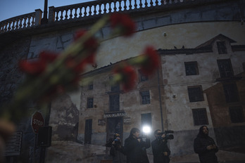 En el homenaje se volvió a reclamar la eliminación de la Ley de Secretos franquista de 1968.