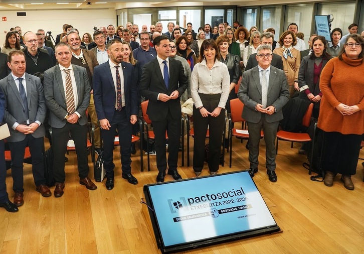 Primera reunión del Foro de Urbanismo y Vivienda de Euskadi.