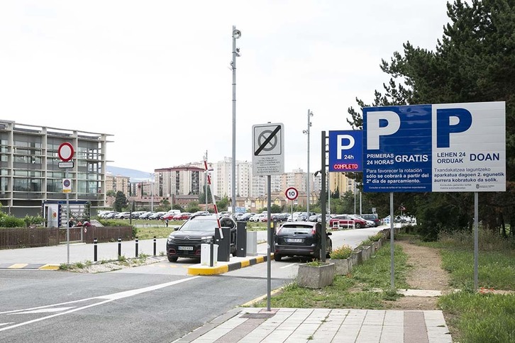 El parking disuasorio de Mendebaldea en Iruñea, en la trasera de la Biblioteca de Navarra.